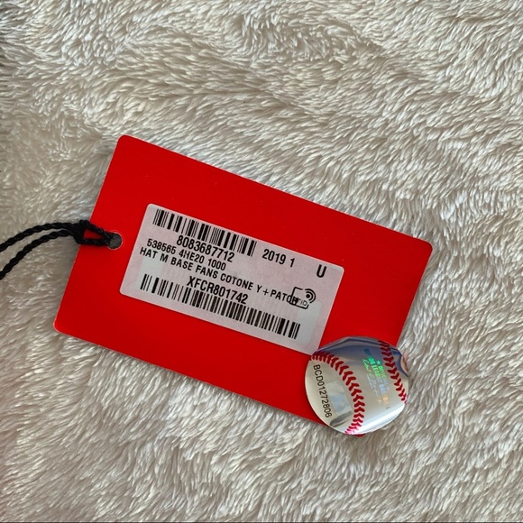 NWT Authentic Gucci Baseball NY Yankees™ patch Cap​ - Picture 11 of 12